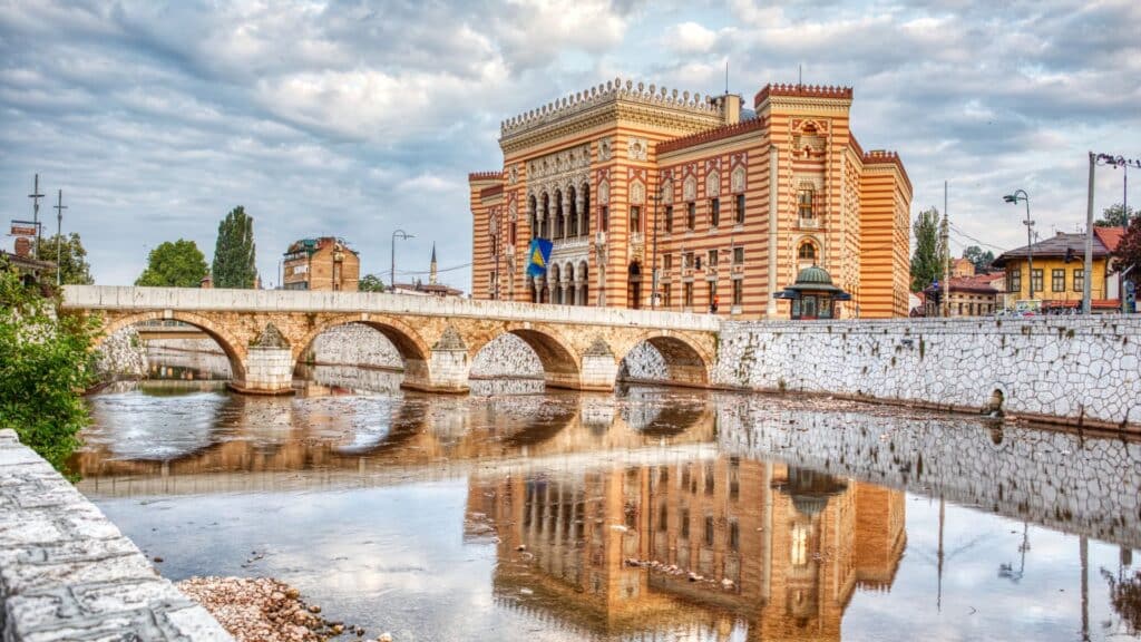 izlet v Sarajevo in piramida Sonca, Jajce, Banja Luka, 4 dni- 3 nočitve od 259 eur/ osebo - slika 4
